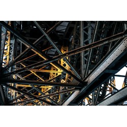 Grinzi Metalice pentru Hala Industrială